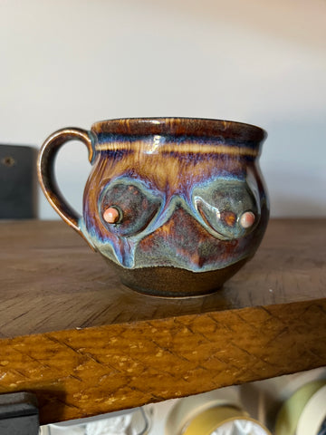 Handmade Betty Boob Mug - Lightning